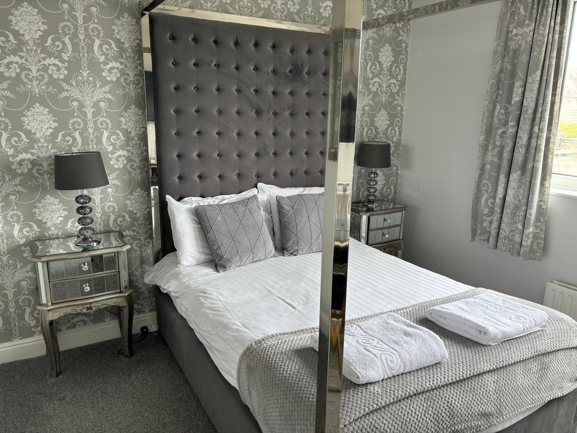 Solway Lodge Hotel Gretna Green Bagian luar foto